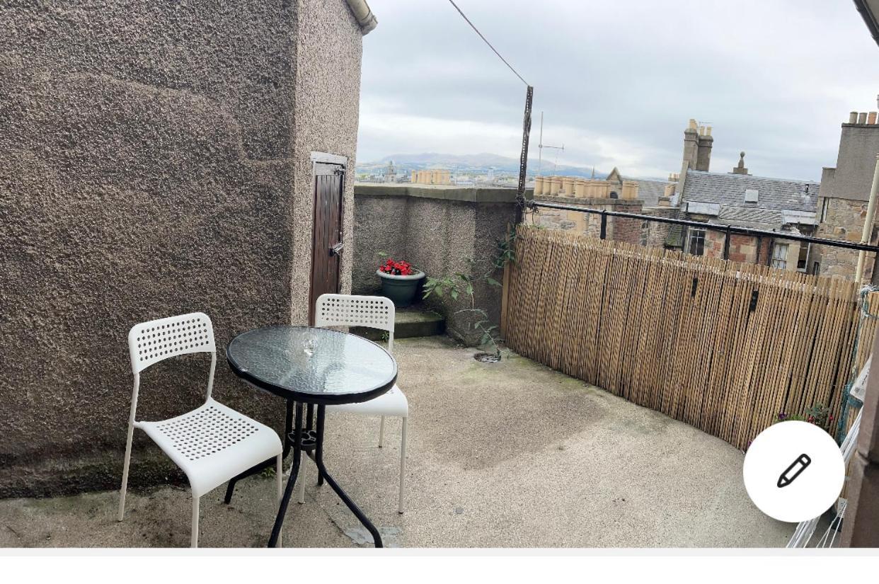 Old Town View Apartment Эдинбург Экстерьер фото