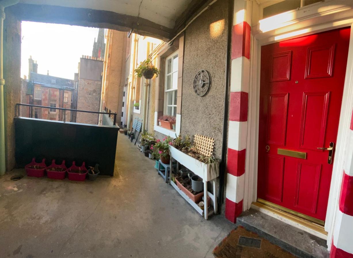 Old Town View Apartment Эдинбург Экстерьер фото
